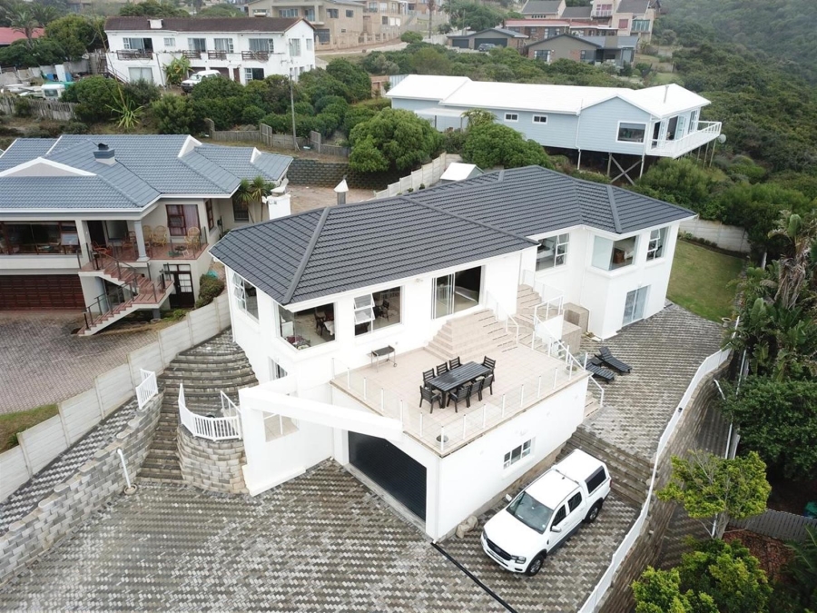5 Bedroom Property for Sale in Dana Bay Western Cape
